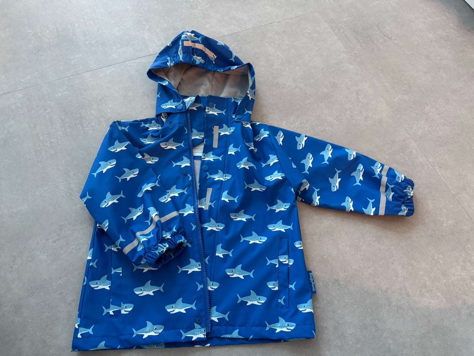 Playshoes regenjas haaienprint maat 92, Ophalen of Verzenden, Zo goed als nieuw, Jongen, Jas