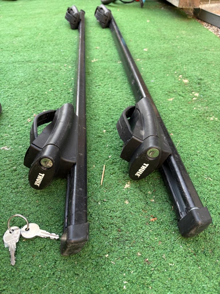 Thule dakdragers 1.2m - supersnelle montage op een dakrails, Auto diversen, Dakdragers, Ophalen of Verzenden, Gebruikt