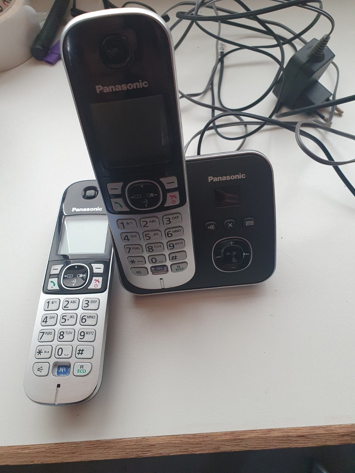 draadloze telefoons met antwoord.   apparaat, Ophalen of Verzenden, Zo goed als nieuw, 2 handsets