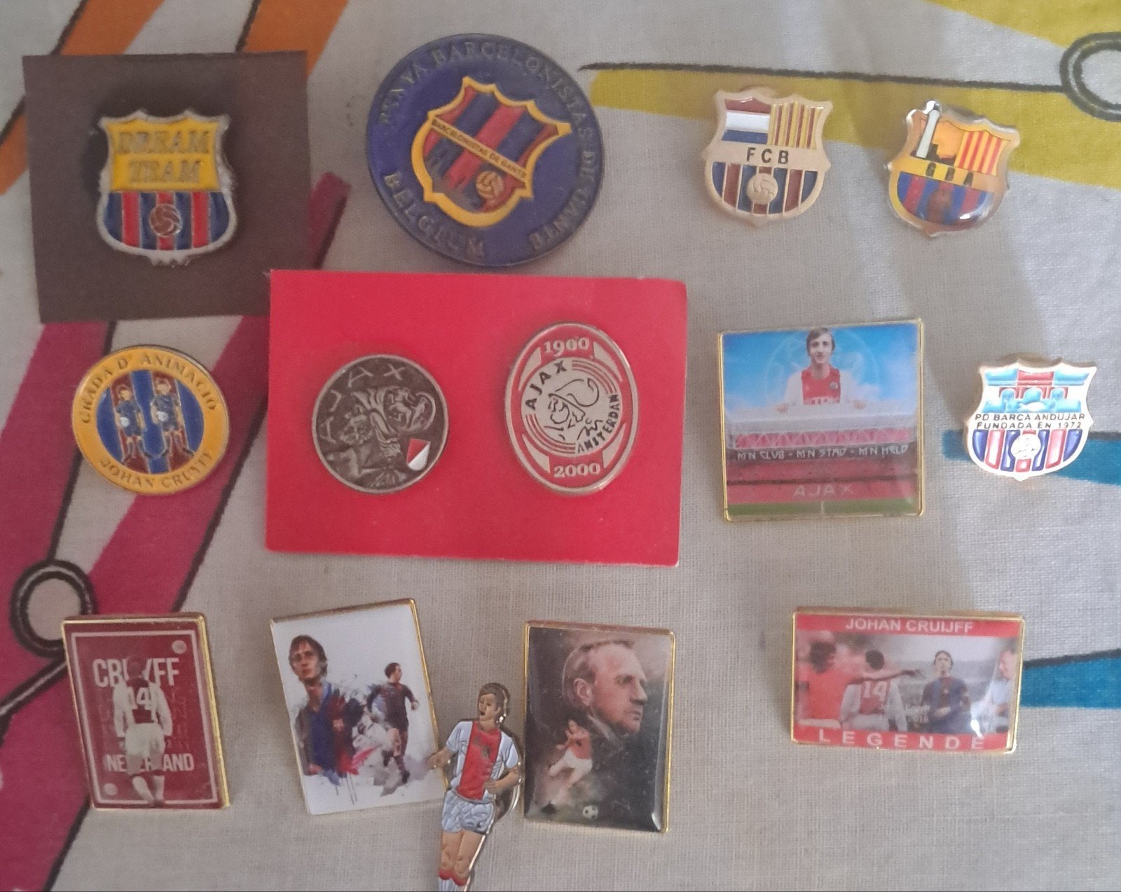 14 FC Barcelona & Johan Cruijff pins, Verzamelen, Ophalen of Verzenden, Gebruikt, Buitenlandse clubs, Overige typen
