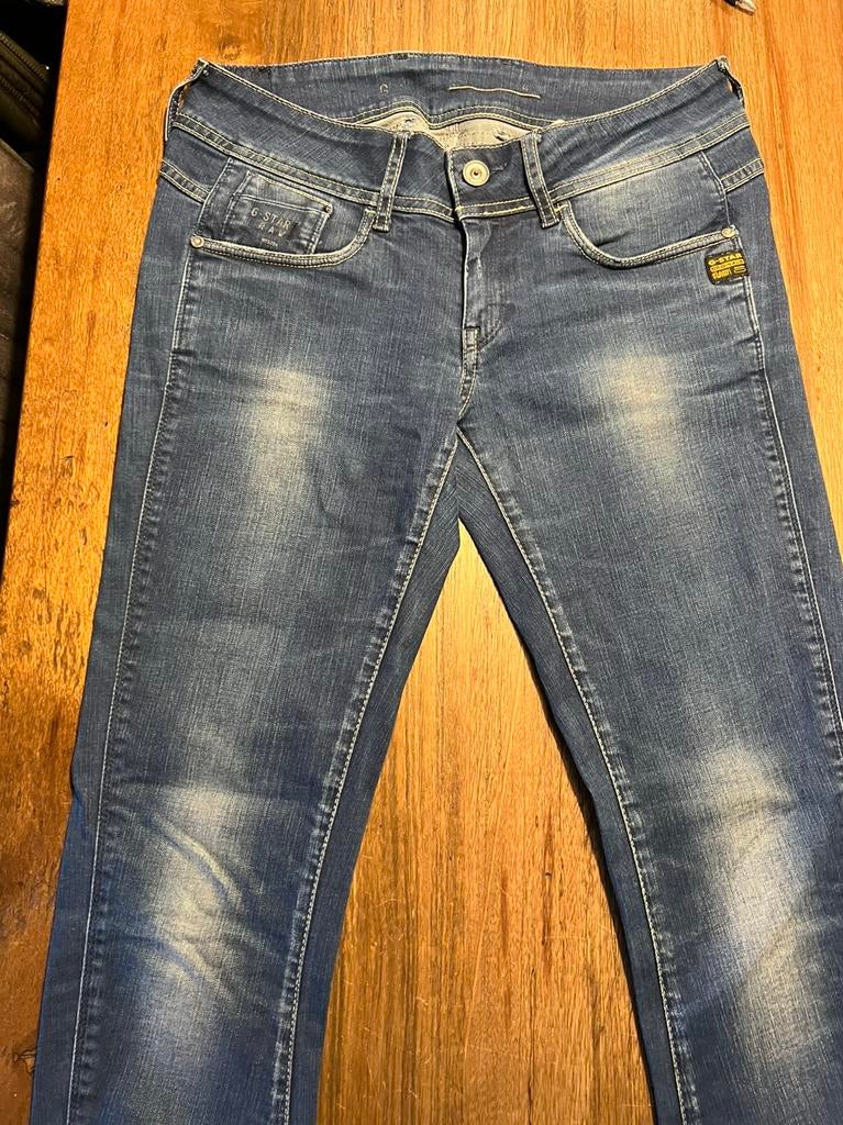 KOOPJE Dames spijkerbroek G-star maat w 29 l 33  € 30,00, Blauw, Ophalen of Verzenden, W28 - W29 (confectie 36), Gedragen