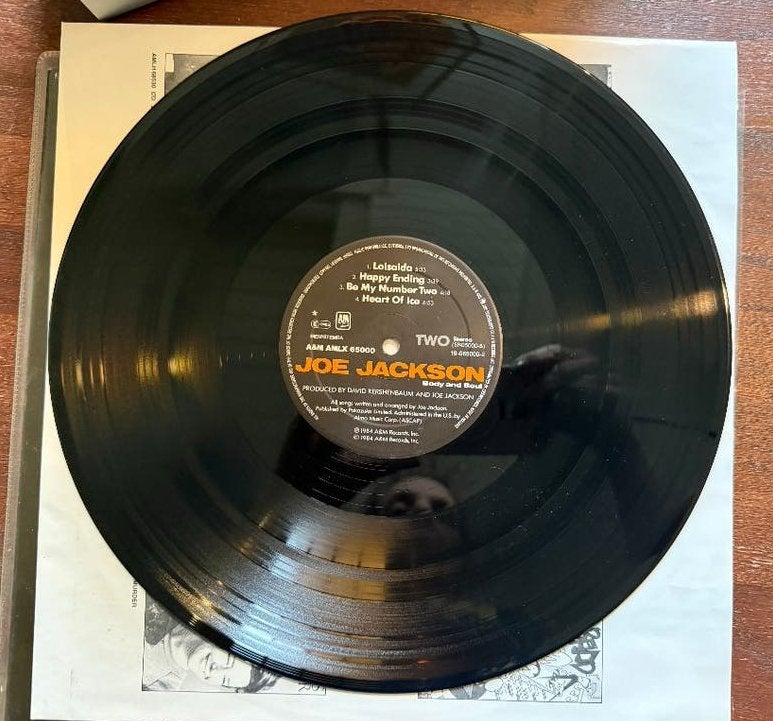 Foto 4 van Joe Jackson - Body and Soul LP | 1984 NL (VG+/VG+)