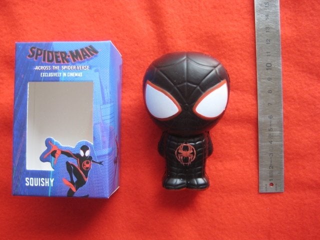 Marvel Spiderman squeeze figuur, drinkfles, boekje, kaarten, Ophalen of Verzenden, Superheld, Nieuw, Beeldje of Figuurtje