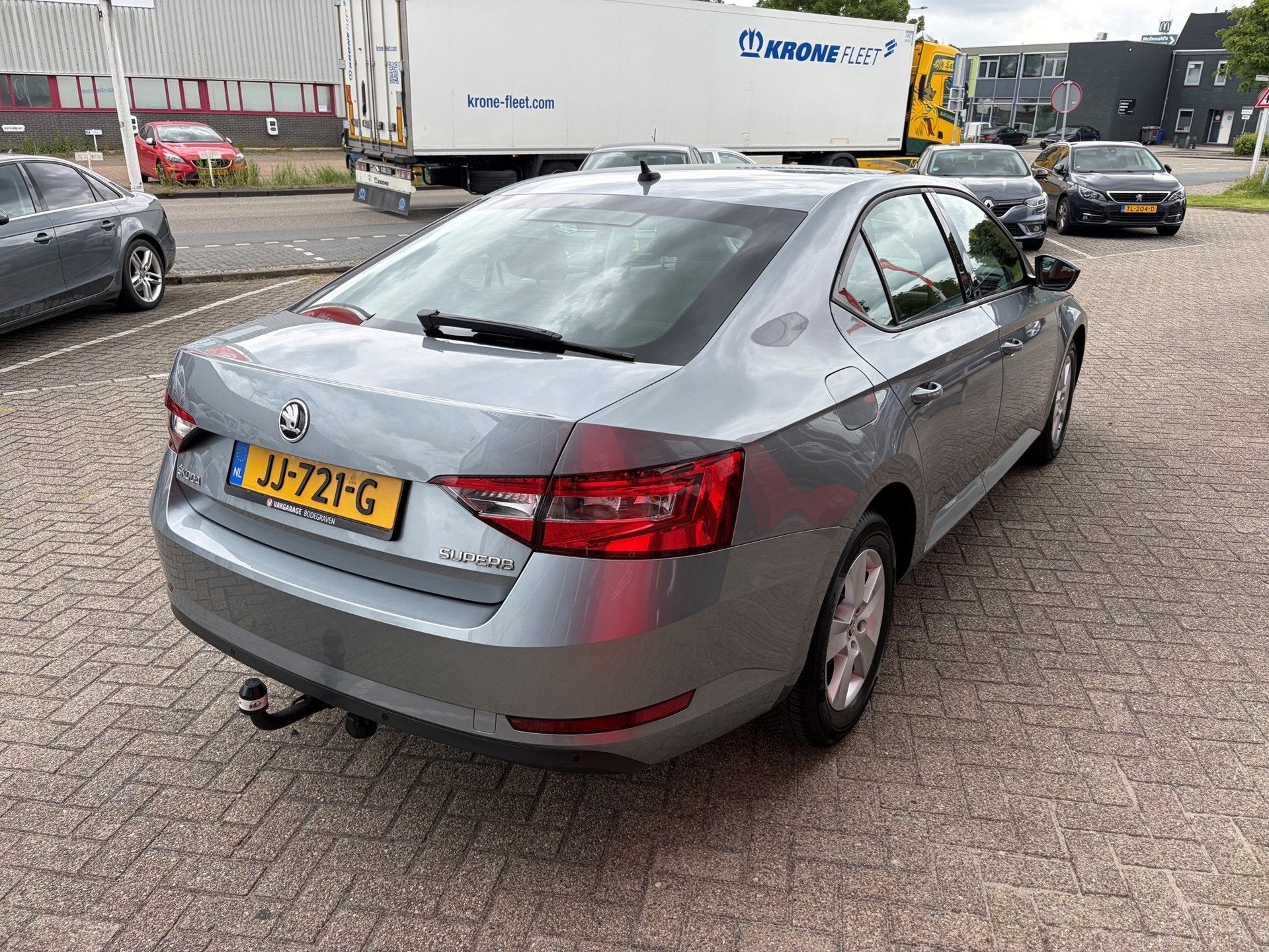 Skoda Superb 1.4 TSI ACT Active Business, Auto's, Gebruikt, 4 cilinders, 150 pk, Origineel Nederlands