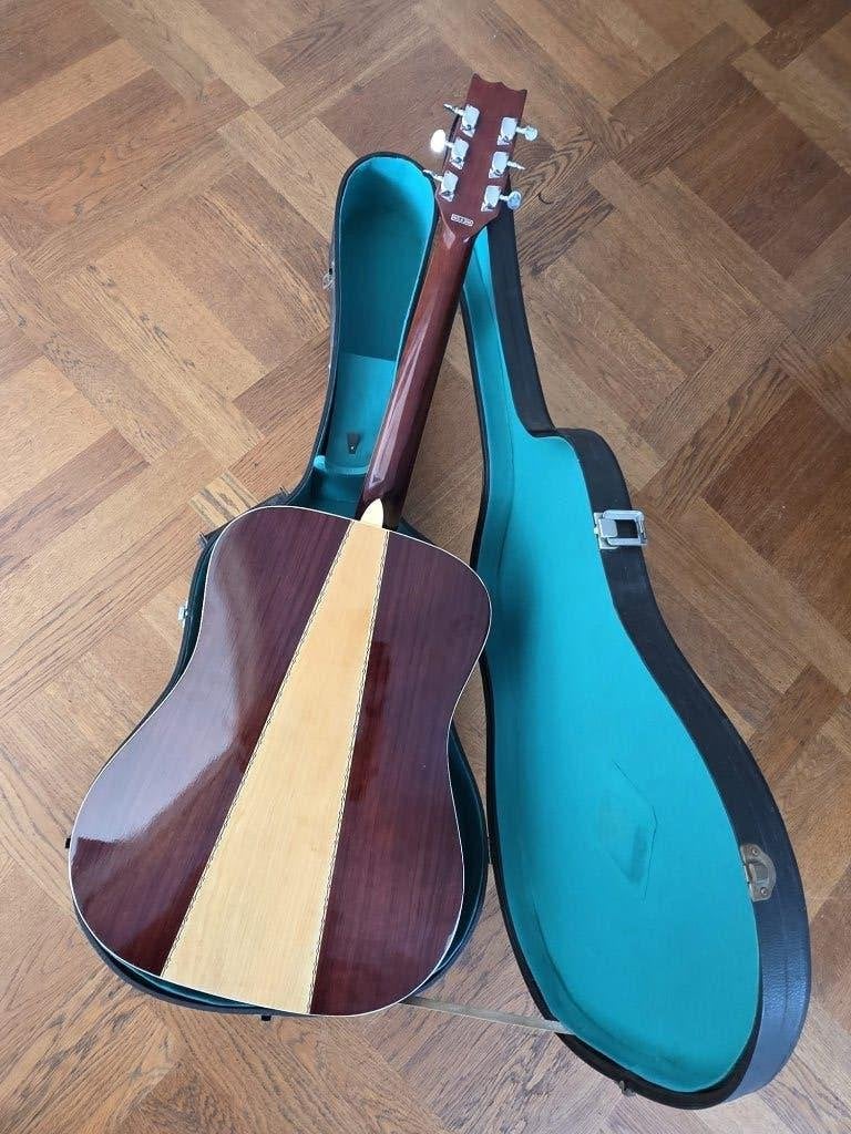 TAKEHARU WK 150 (c.c. MARTIN D-35) MET KOFFER., Muziek en Instrumenten, Ophalen, Gebruikt, Western- of Steelstringgitaar, Met koffer