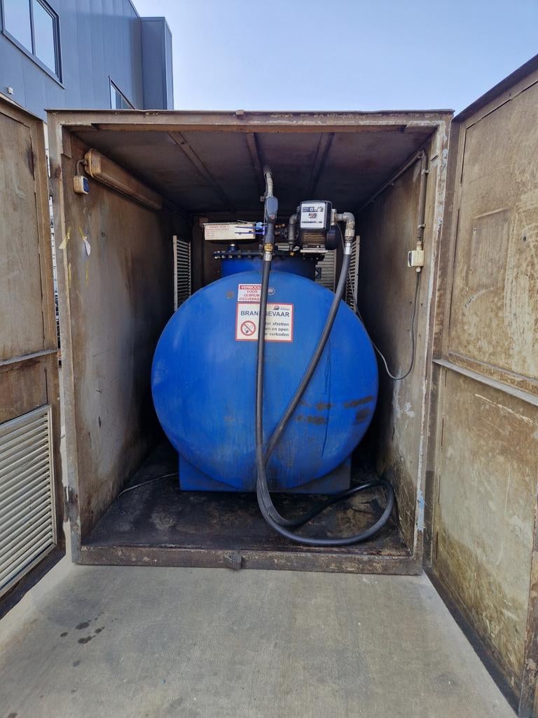 Dieseltank 3000L - Gebruikt, met hijsogen en lepelgaten, Zakelijke goederen, Ophalen of Verzenden