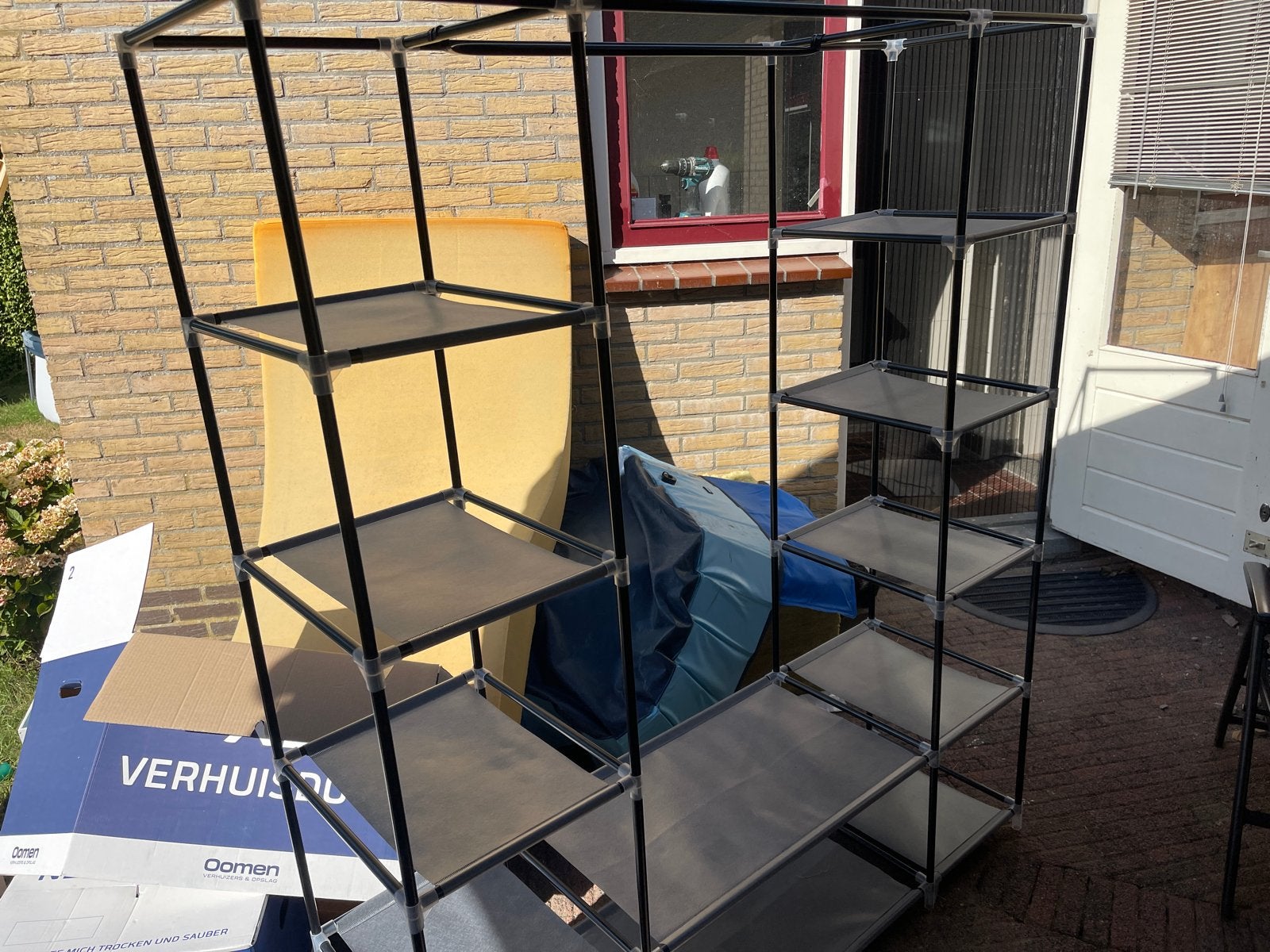 Verrijdbare kledingkast met hoes - Grijs, Ophalen, Met plank(en), Kunststof, Gebruikt