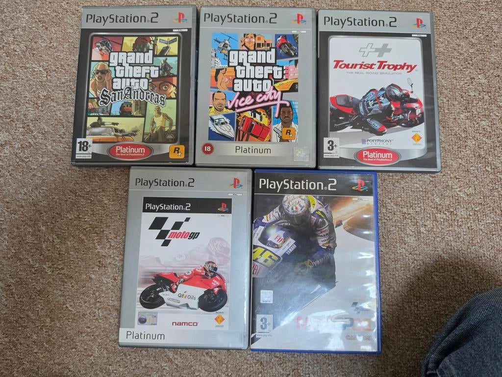 5 PlayStation 2 games: GTA, Tourist Trophy, MotoGP, Spelcomputers en Games, Avontuur en Actie, Gebruikt, Vanaf 18 jaar, 1 speler