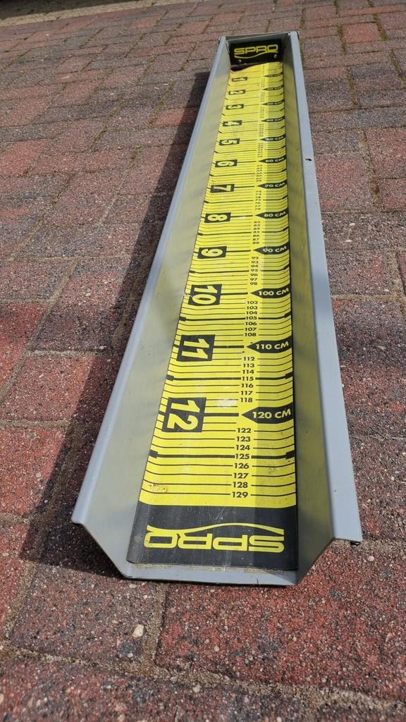 Spro meetlint / meetbak 135cm, Watersport en Boten, Ophalen of Verzenden, Gebruikt