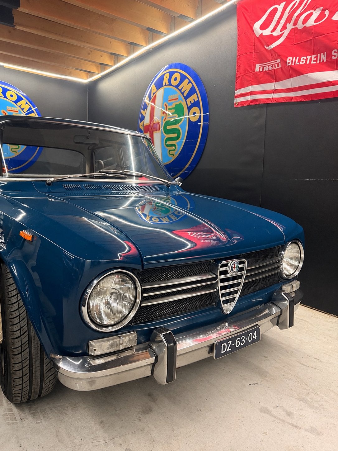 Alfa Romeo 1300 1.3 TI 1970 Blauw Ongerestaureerd!!!, Auto's, Blauw, Handgeschakeld, Grijs, Sedan