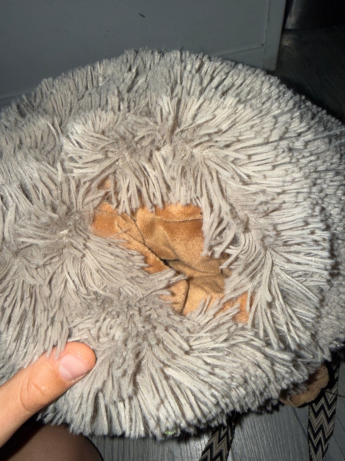 Luiaard knuffel - Gebruikt met lichte beschadiging, Kinderen en Baby's, Gebruikt, Overige typen, Grijs, Ophalen of Verzenden