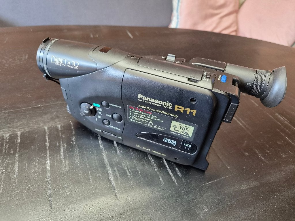 Panasonic VHS-C camera NV-R11E, Ophalen, VHS-C of SVHS-C, Camera