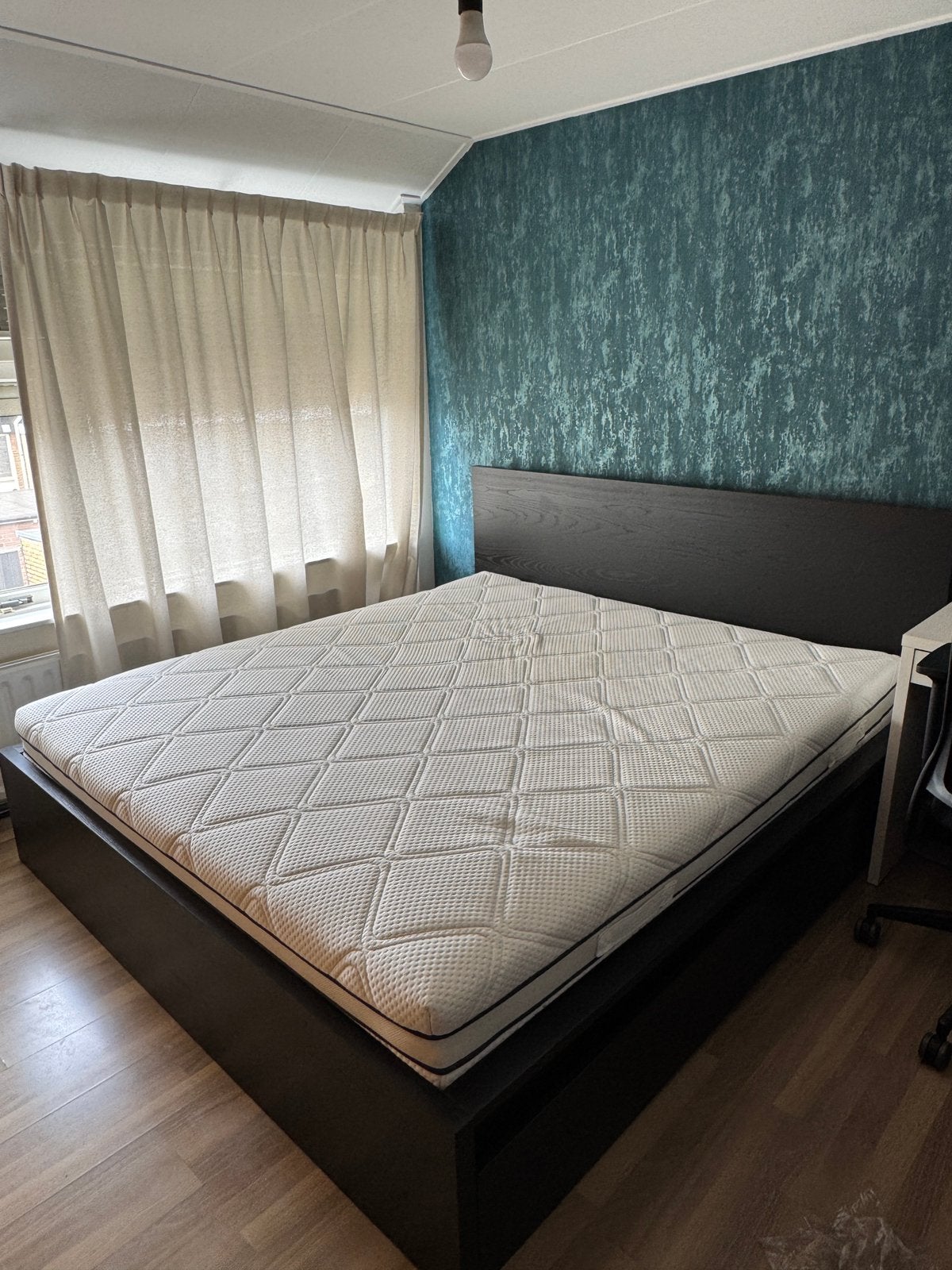 Ikea Malm bed zwartbruin 180x200 incl lattenbodem lades matr, Ophalen, Gebruikt, 180 cm, 200 cm