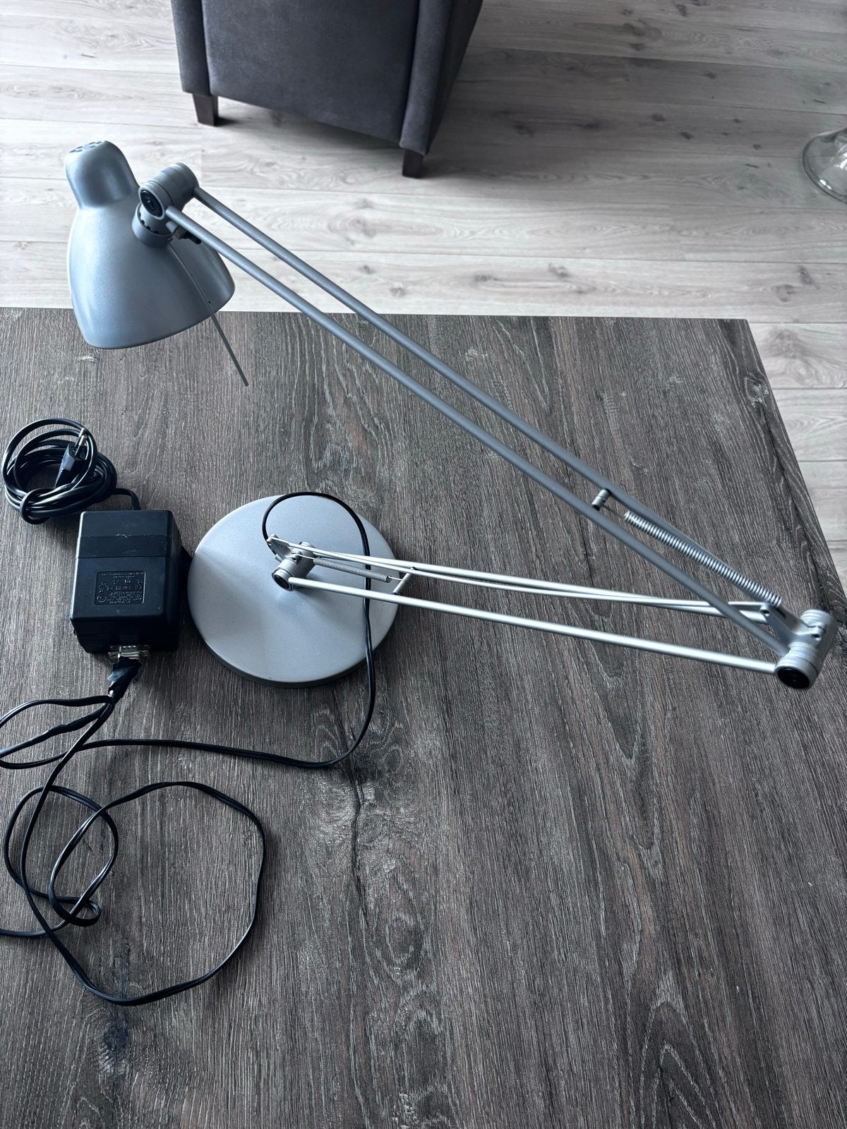 Verstelbare bureaulamp / tafellamp, Huis en Inrichting, Lampen | Tafellampen, Ophalen of Verzenden, Gebruikt, Metaal, 75 cm of meer