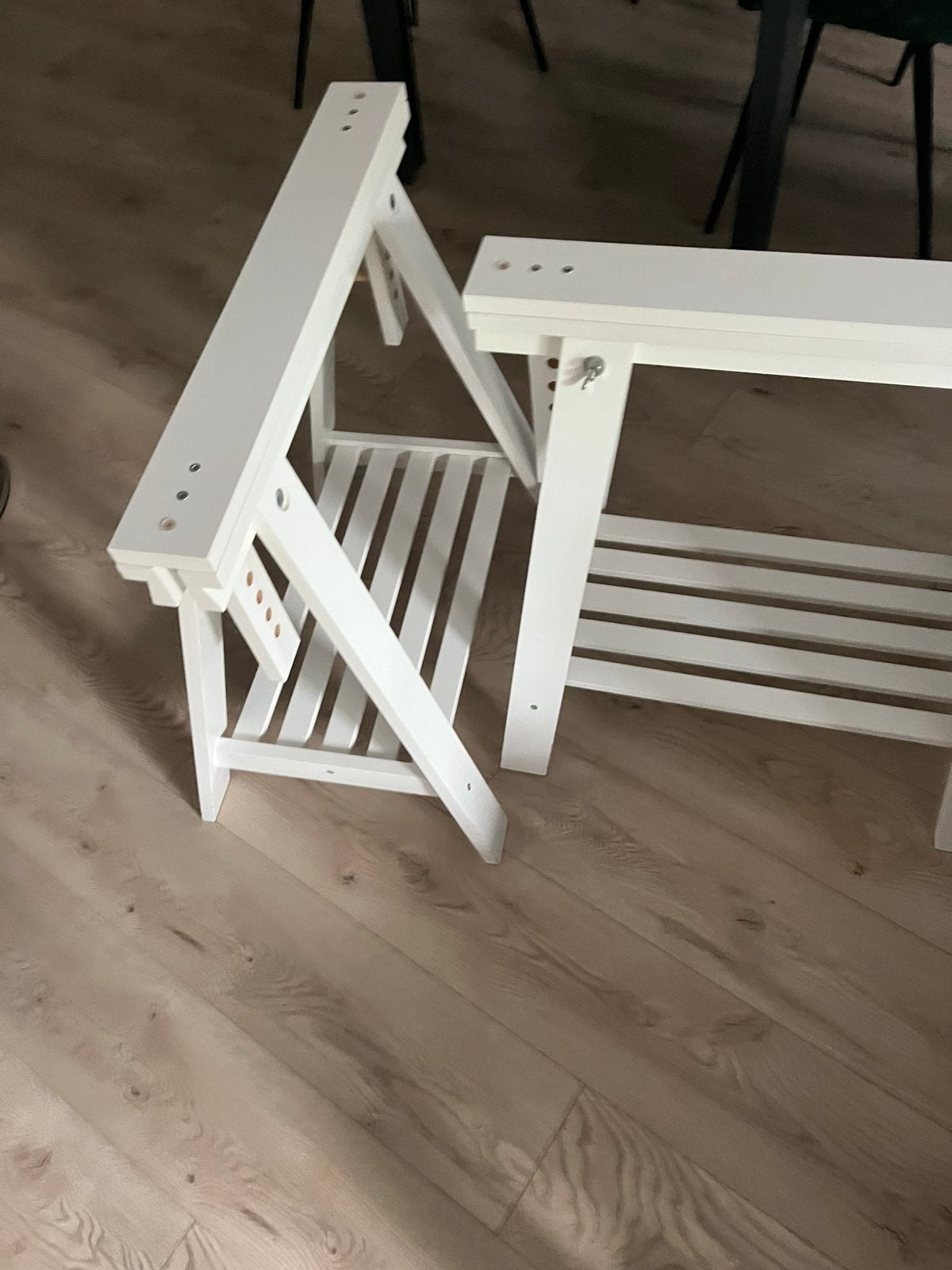 2x IKEA FINNVARD verstelbare houten schragen – wit, Ophalen, Zo goed als nieuw