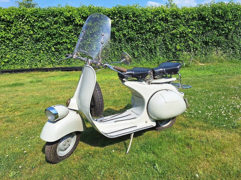 Schitterende Vespa Piaggio Faro Basso scooter 125cc uit 1956, Scooter, Gebruikt, 125 cc, 11 kW of minder