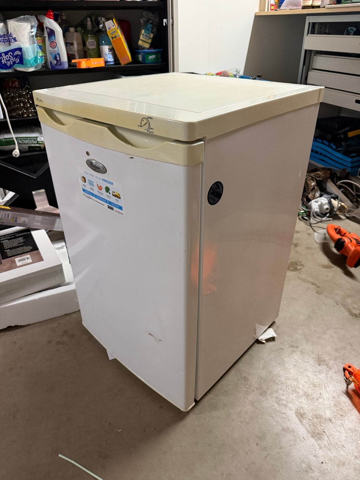 Whirlpool Vriezer A+ Klasse - Compact en Energiezuinig, Gebruikt, Minder dan 60 cm, Energieklasse A of zuiniger, Vrijstaand