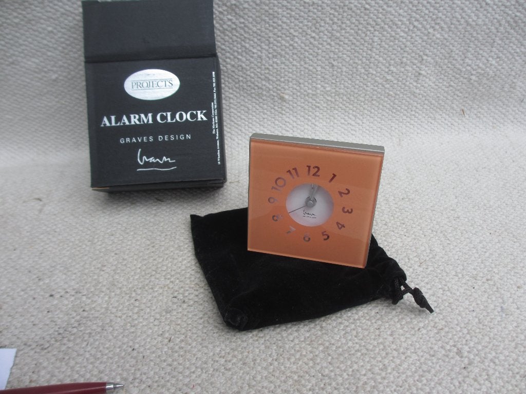 Michael Graves Alarm Clock "celadon" by Projects, Witgoed en Apparatuur, Wekkers, Ophalen of Verzenden, Nieuw, Analoog