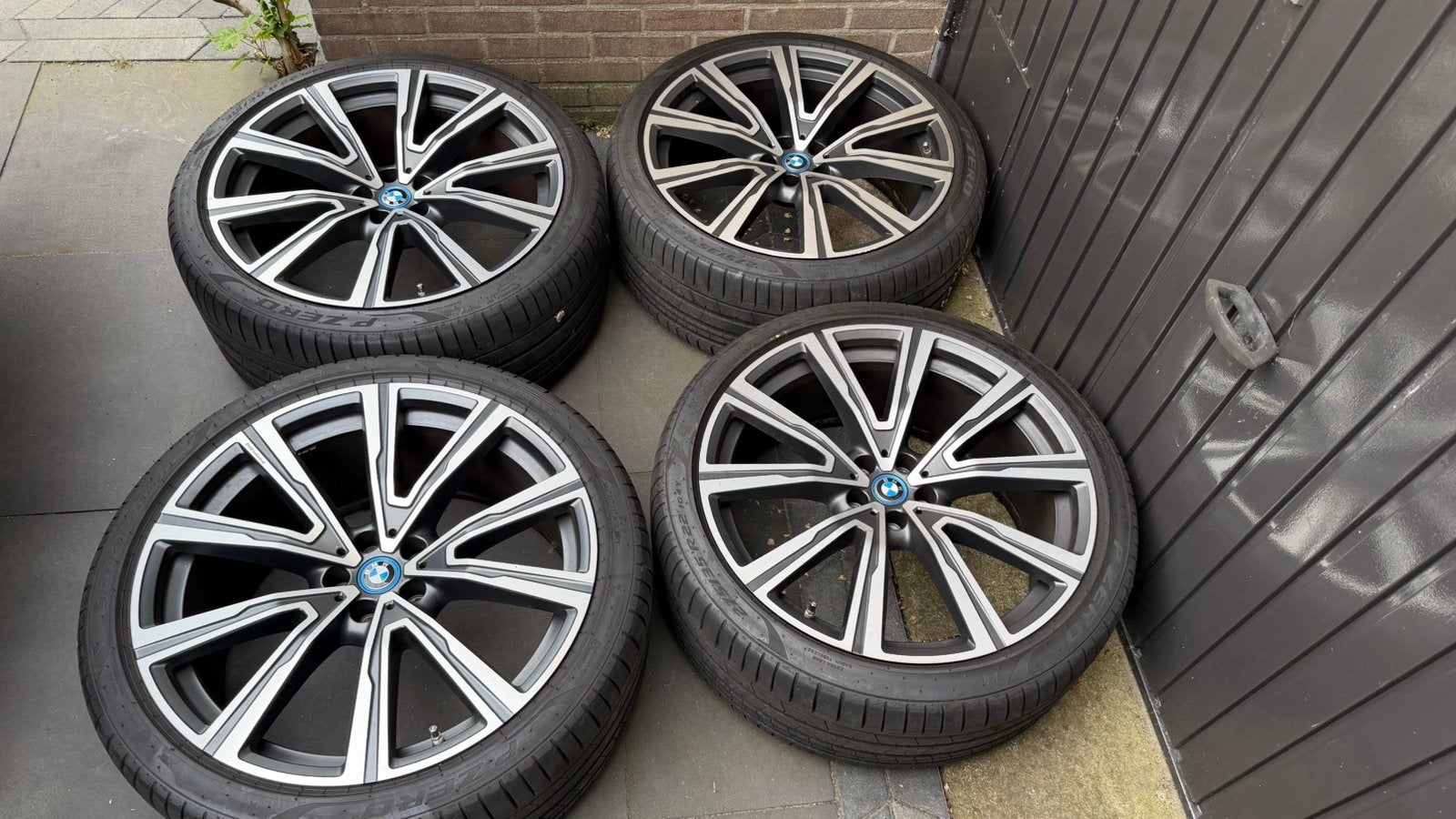 BMW Individual 764i 22 inch Velgen Pirelli, Auto-onderdelen, Banden en Velgen, Ophalen, Gebruikt, Banden en Velgen, Overige maten
