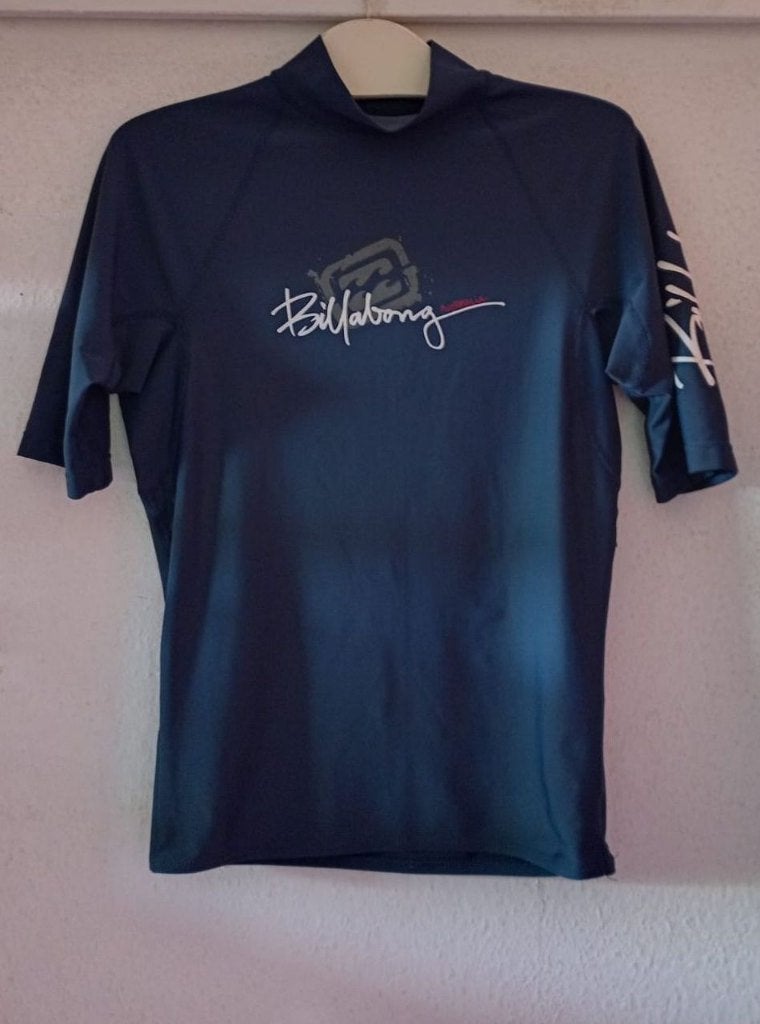 Magic Marine, Brunotti neopreen, rashguard surfshirt top M L, Gebruikt, Overige typen, Ophalen of Verzenden, Dame of Heer