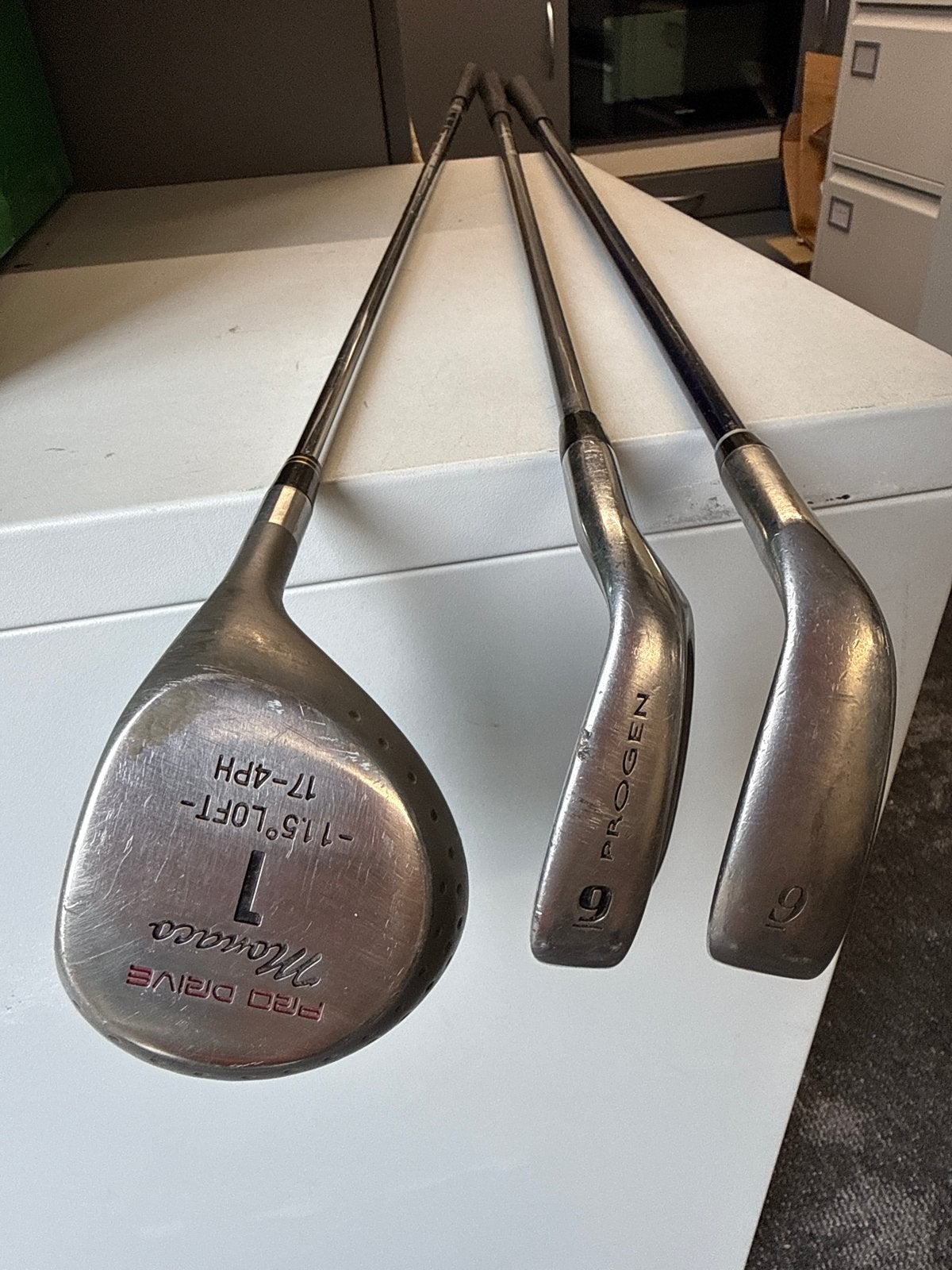 Set van 3 gebruikte golfclubs: driver en ijzers, Ophalen, Gebruikt, Set, Overige merken