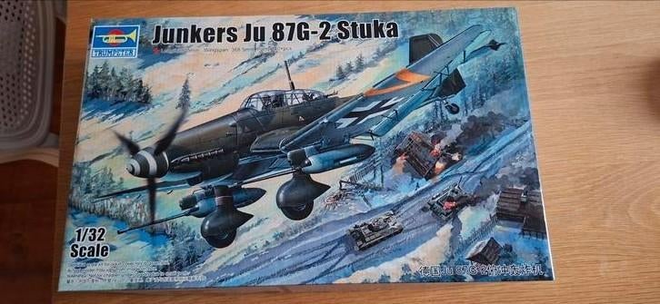 Trumpeter 1:32 Junkers Ju 87G-2 Stuka met klein mankement., Overige merken, Verzenden, Nieuw, Groter dan 1:72
