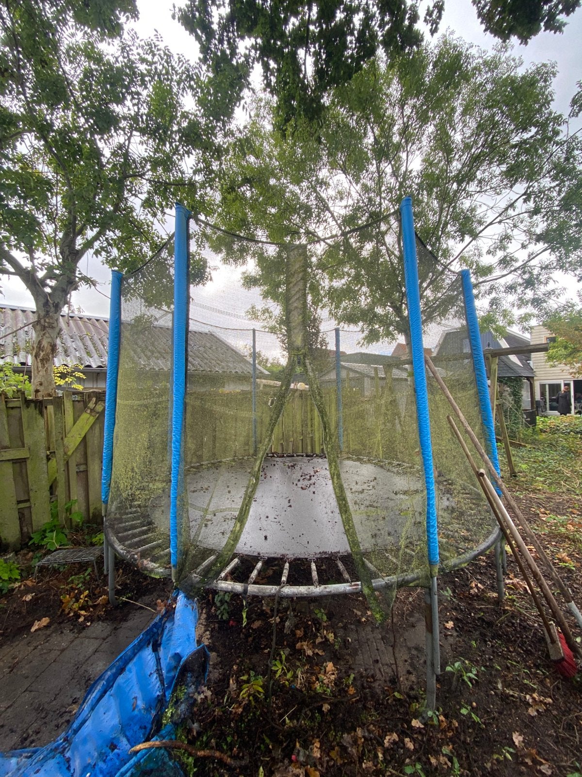Trampoline, Ophalen, Gebruikt