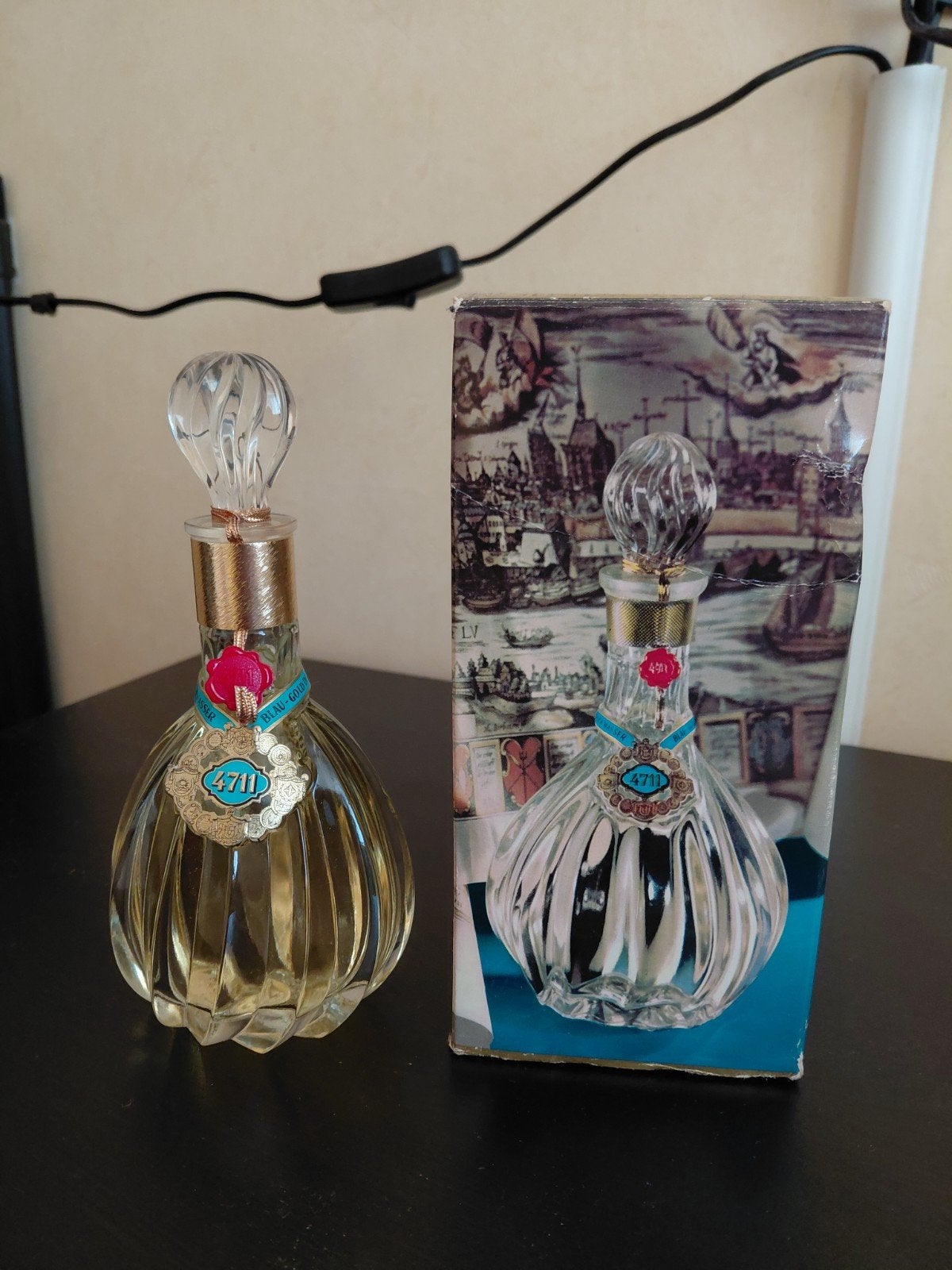 Vintage 4711 Eau de Cologne fles met originele doos, Sieraden, Tassen en Uiterlijk, Uiterlijk | Parfum, Ophalen