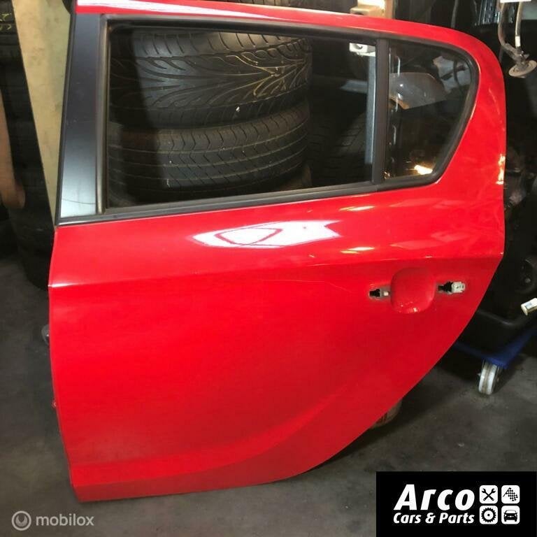 Hyundai i20 Portier LINKS en/of RECHTS BH Rood 2008-2015, Gebruikt, Deur, Ophalen of Verzenden