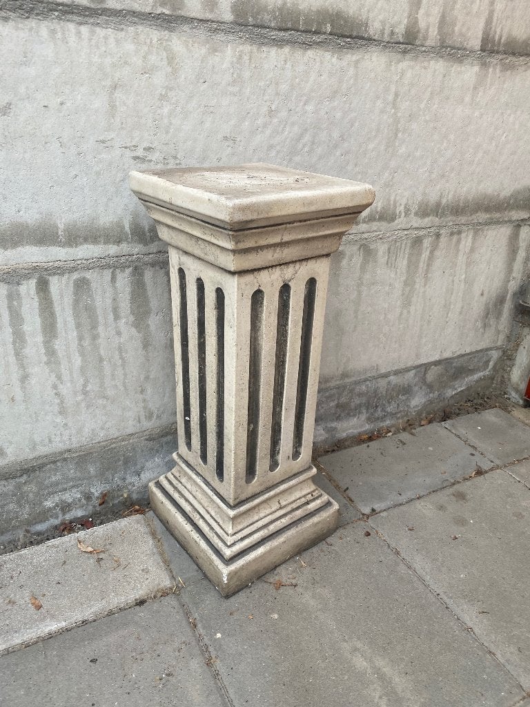 decoratieve sokkel, Tuin en Terras, Ophalen, Gebruikt, Tuinkabouter