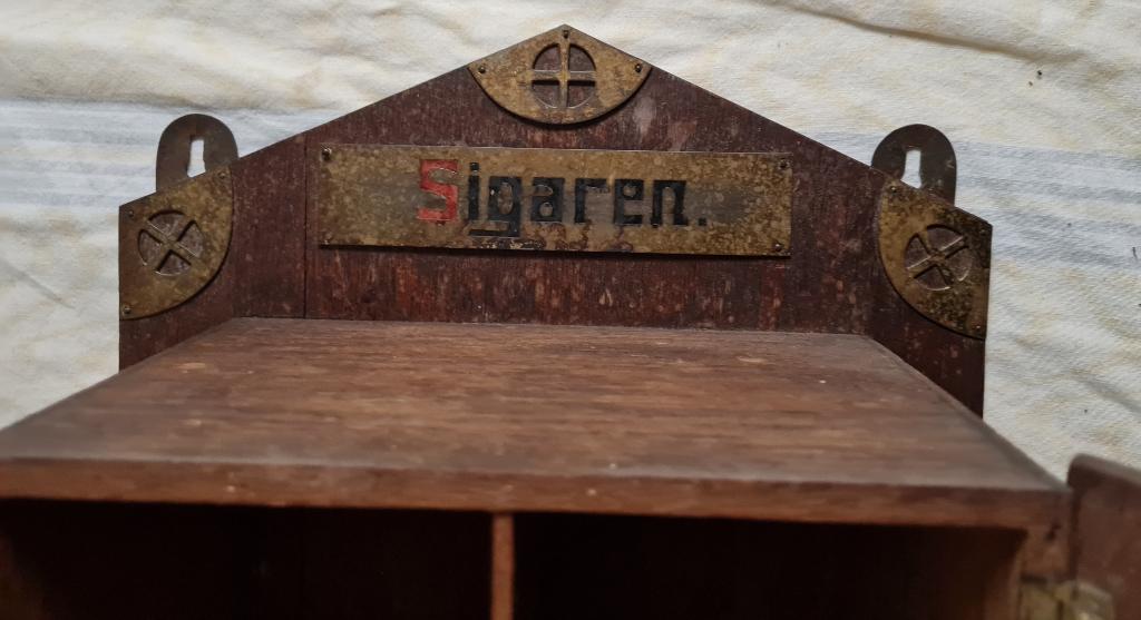Antiek Eiken Sigarenkastje met Neogotisch koperbeslag, Ophalen of Verzenden