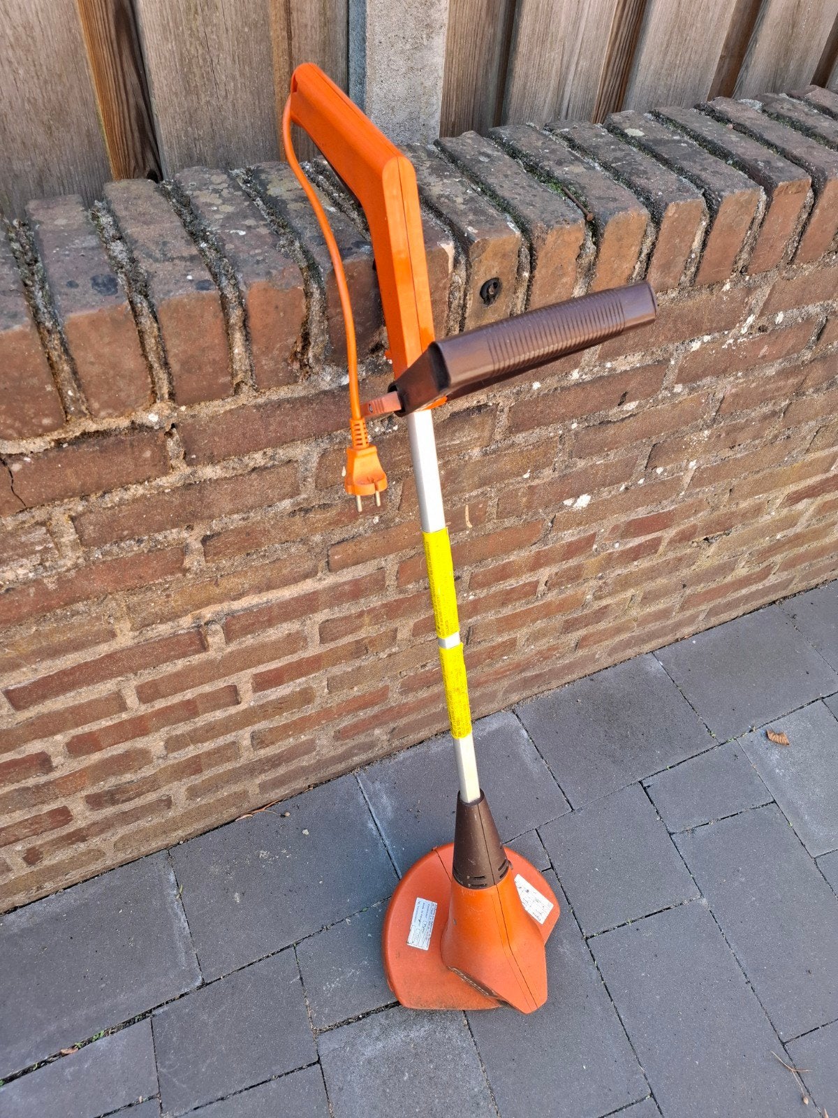 Flymo Multi Trim 250 elektrische grastrimmer, Ophalen, Gebruikt, Flymo, 30 tot 50 cm