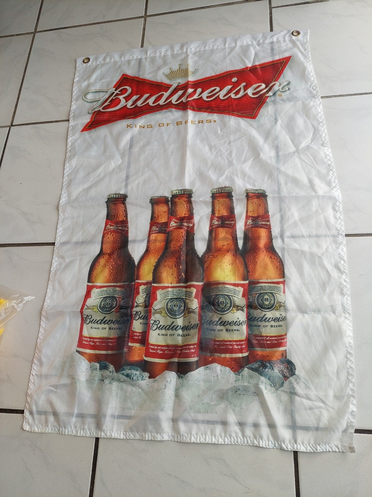 Budweiser bier vlag 50 x 70 cm, Ophalen of Verzenden, Zo goed als nieuw, Reclamebord, Plaat of Schild, Overige merken