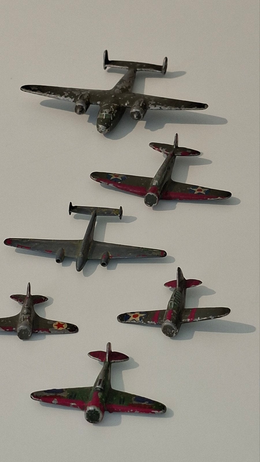 Vintage Miniatuur Gevechtsvliegtuigen - Dinky Toys, Overige merken, Ophalen of Verzenden, Vliegtuig, Gebruikt