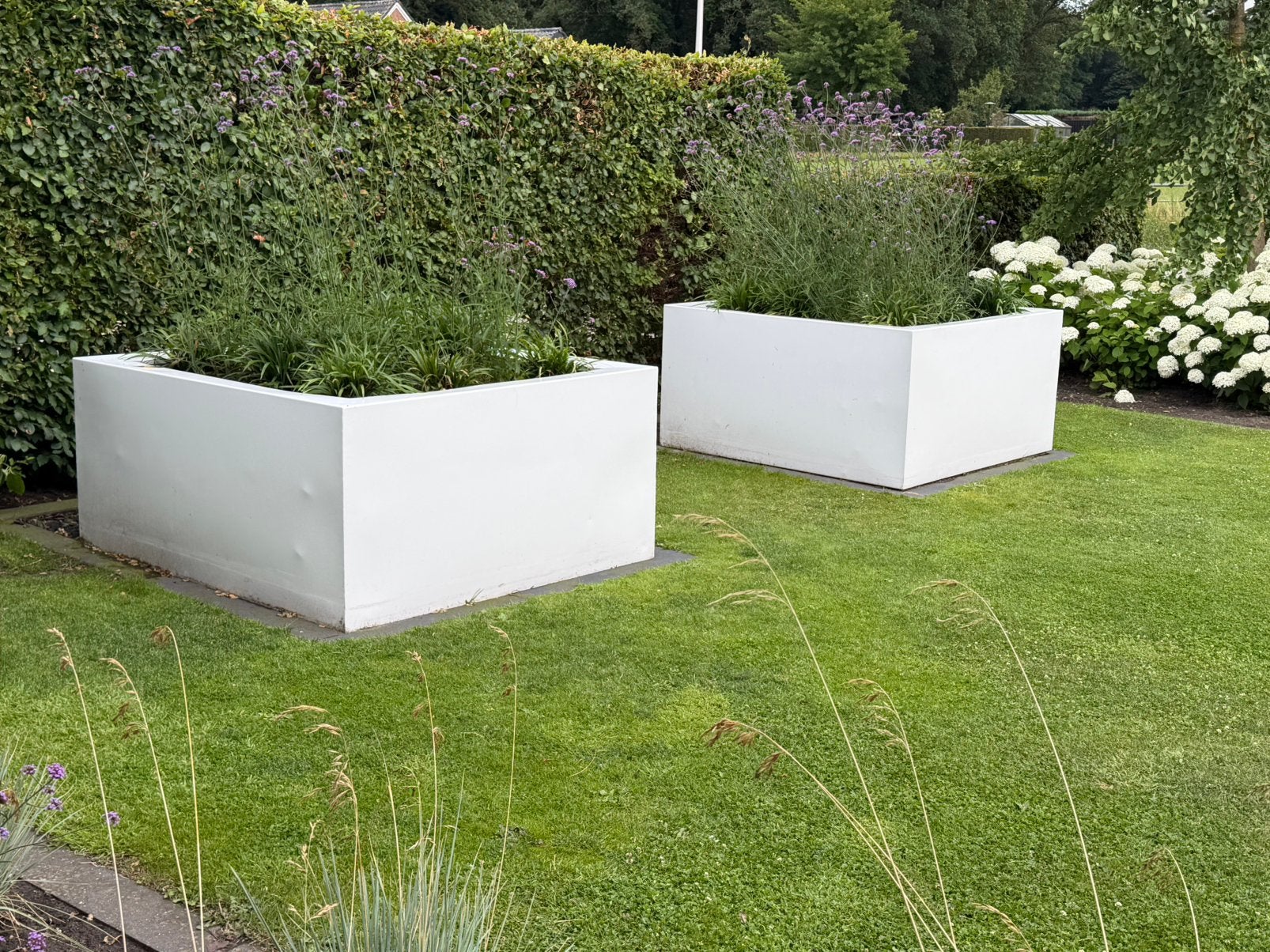 2 Witte aluminium (onderhoudsvrij)bloembakken, Ophalen, Overige materialen, 100 cm of meer, Vierkant