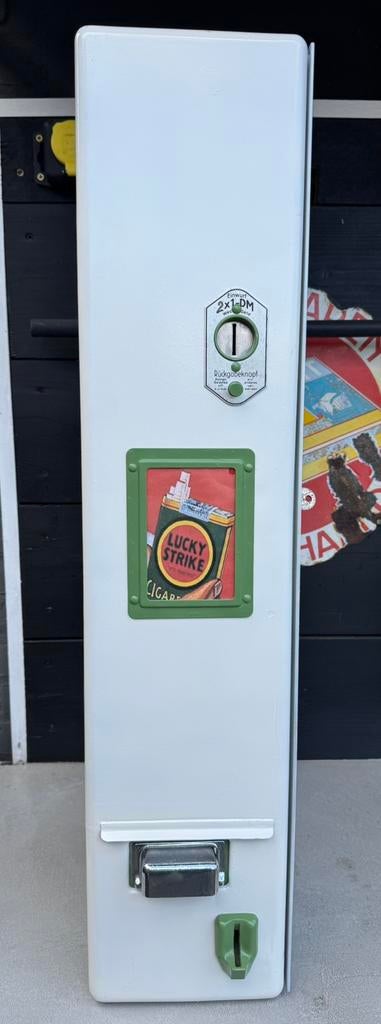 Oude sigaretten/condoom automaat vintage, Verzamelen, Automaten | Overige, Verzenden, Gebruikt