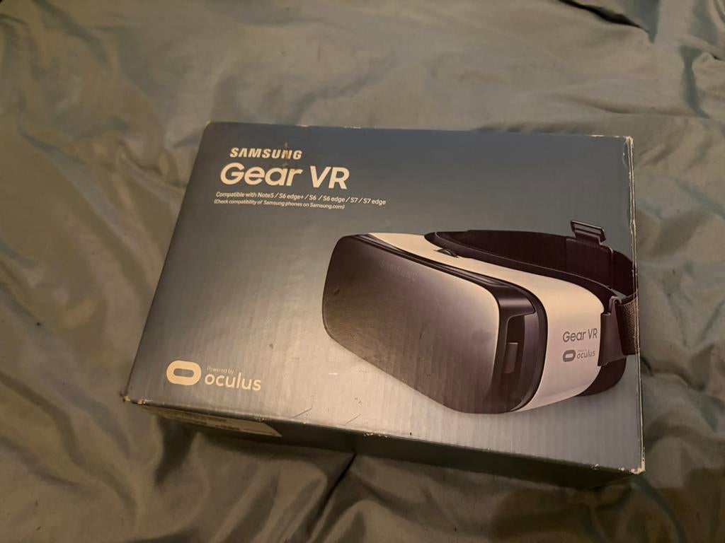 Samsung Gear VR (Oculus) - Virtual Reality Bril, Spelcomputers en Games, Virtual Reality, Nieuw, Telefoon, VR-bril, Ophalen