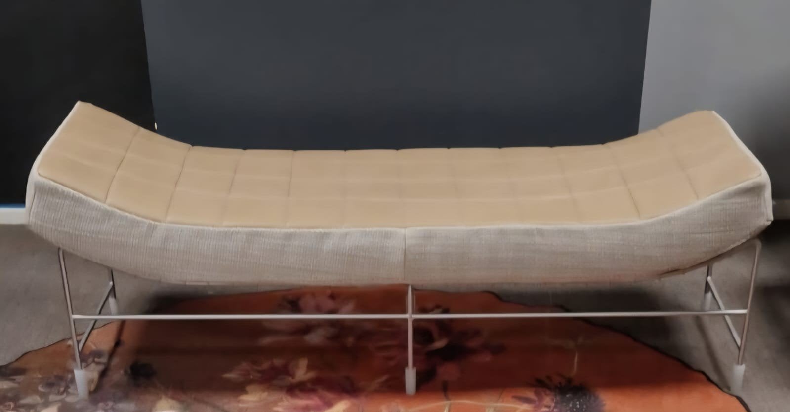 Leolux Volare hocker €450, Ophalen, 125 cm of meer, Zo goed als nieuw, Modern