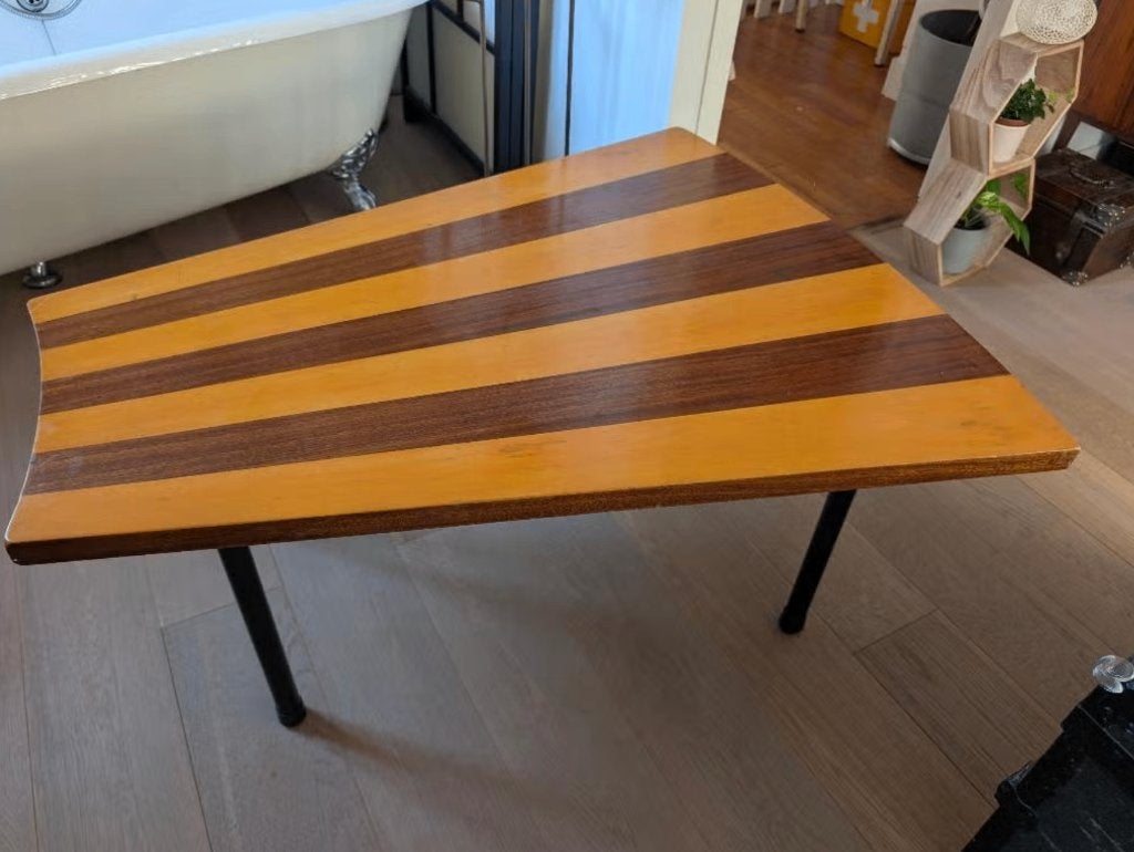 Beautiful hand-made mid-century coffee table, Huis en Inrichting, Tafels | Salontafels, Zo goed als nieuw, 5 – 50, 50 tot 100 cm