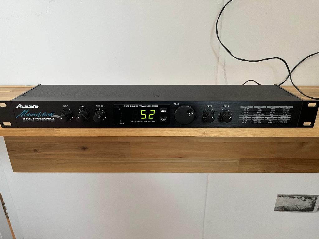 Alesis Microverb 4 digital reverb/delay, Muziek en Instrumenten, Effecten, Ophalen of Verzenden, Gebruikt, Delay of Echo