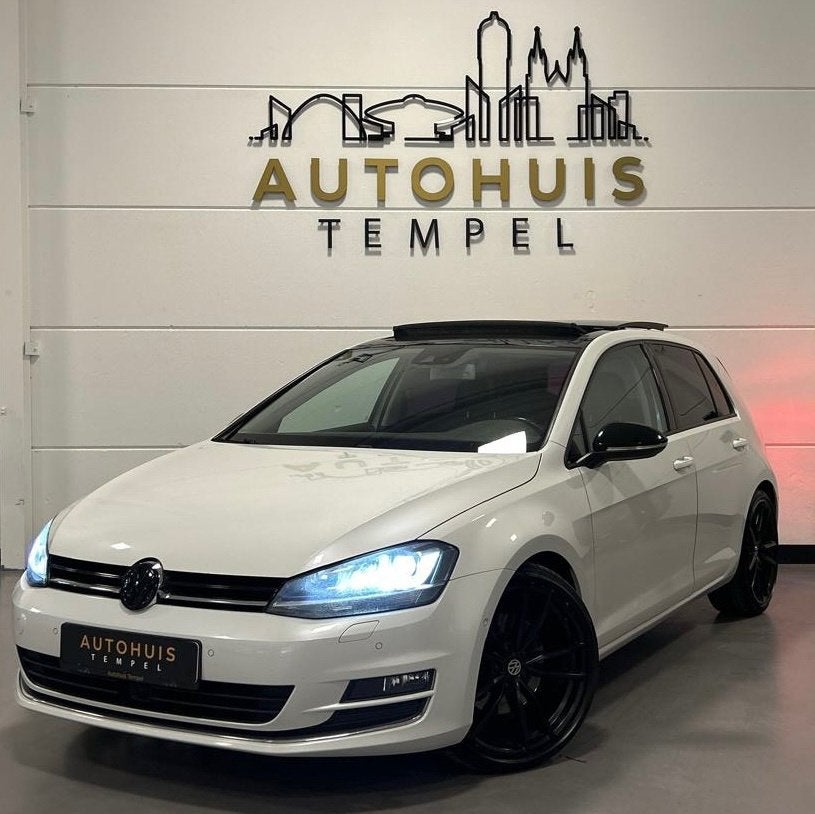 Volkswagen Golf 1.4 TSI ACT Highline Automaat Keyless Leder, Auto's, Gebruikt, 4 cilinders, Bi-Xenon koplampen, Wit