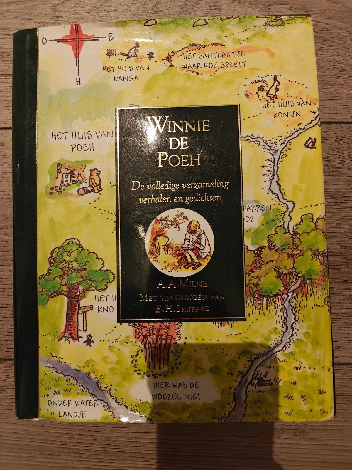 Winnie de Poeh:  volledige verzameling verhalen en gedichte, Boeken, Ophalen of Verzenden, Zo goed als nieuw, A.A. Milne, Sprookjes