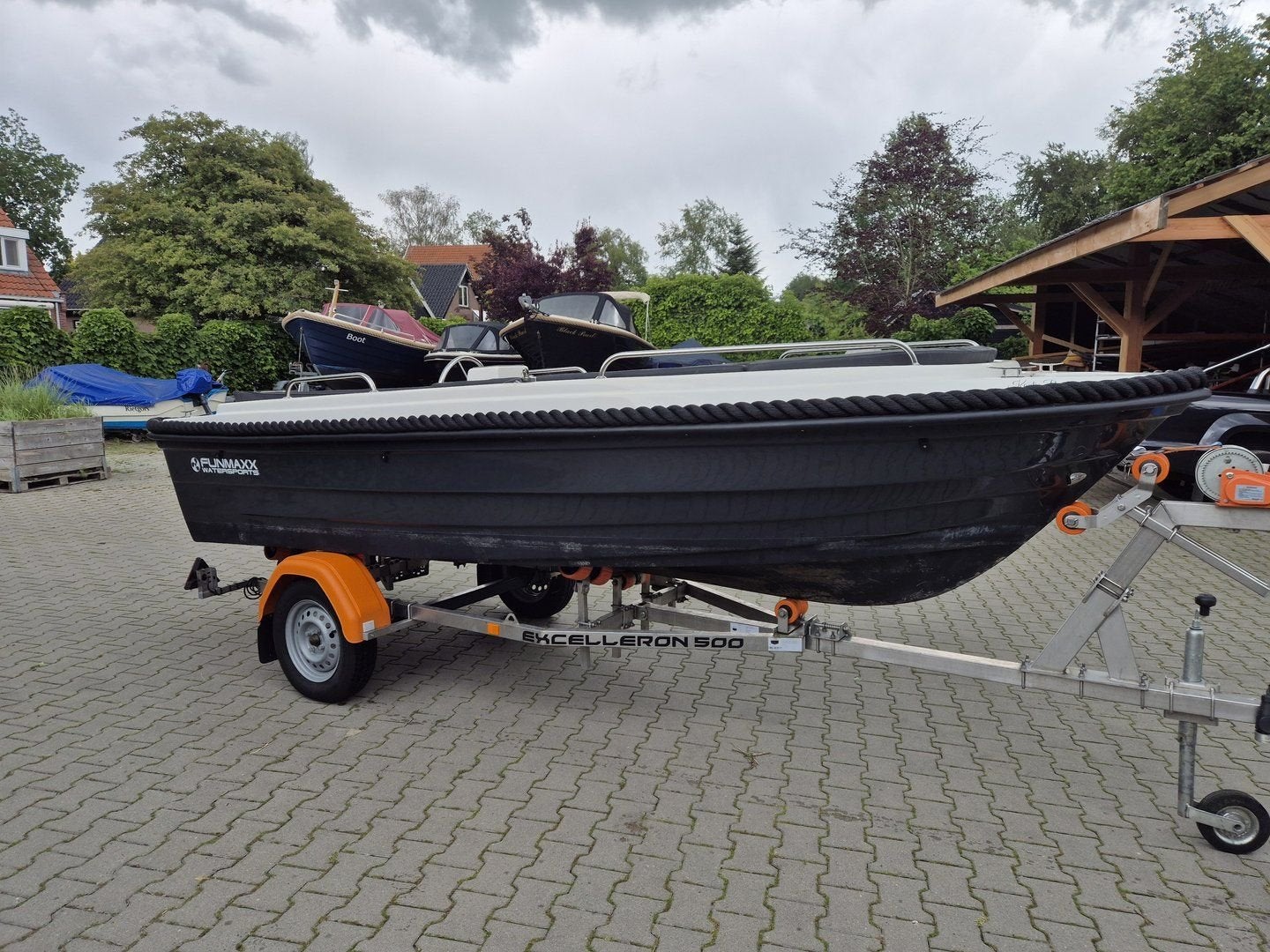 Sloep Funmaxx 430 Deluxe met Suzuki 9.9 pk 4-tact EFI, Watersport en Boten, -, -, Zo goed als nieuw, -