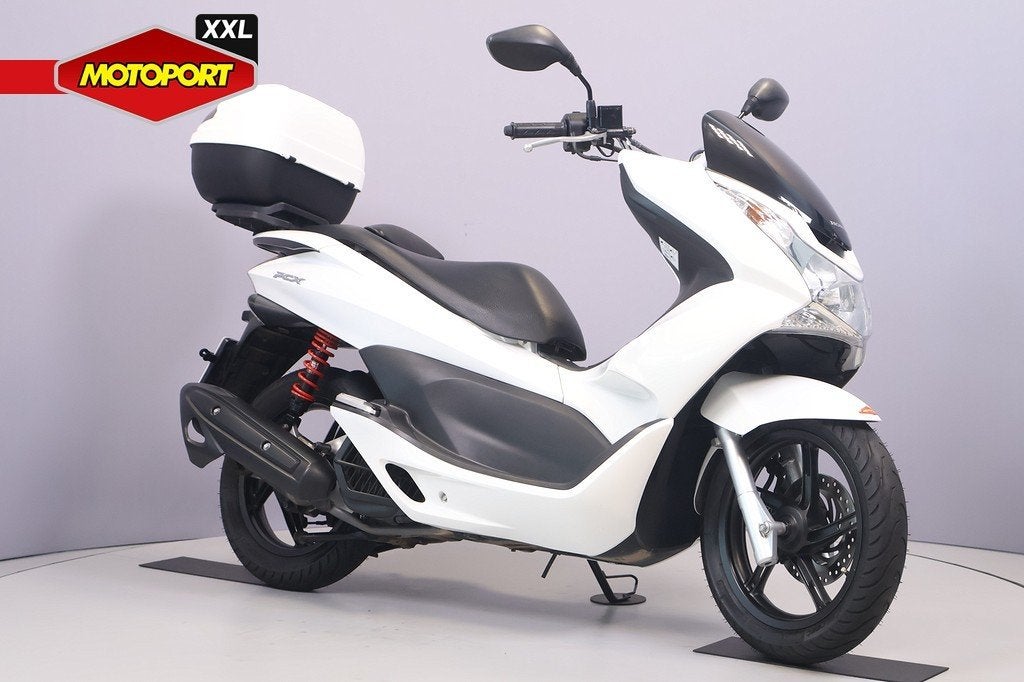 Honda PCX 125 (bj 2011), Motoren, Scooter, Honda Motor Europe Ltd, Bedrijf, Customer.service@honda-eu.com
