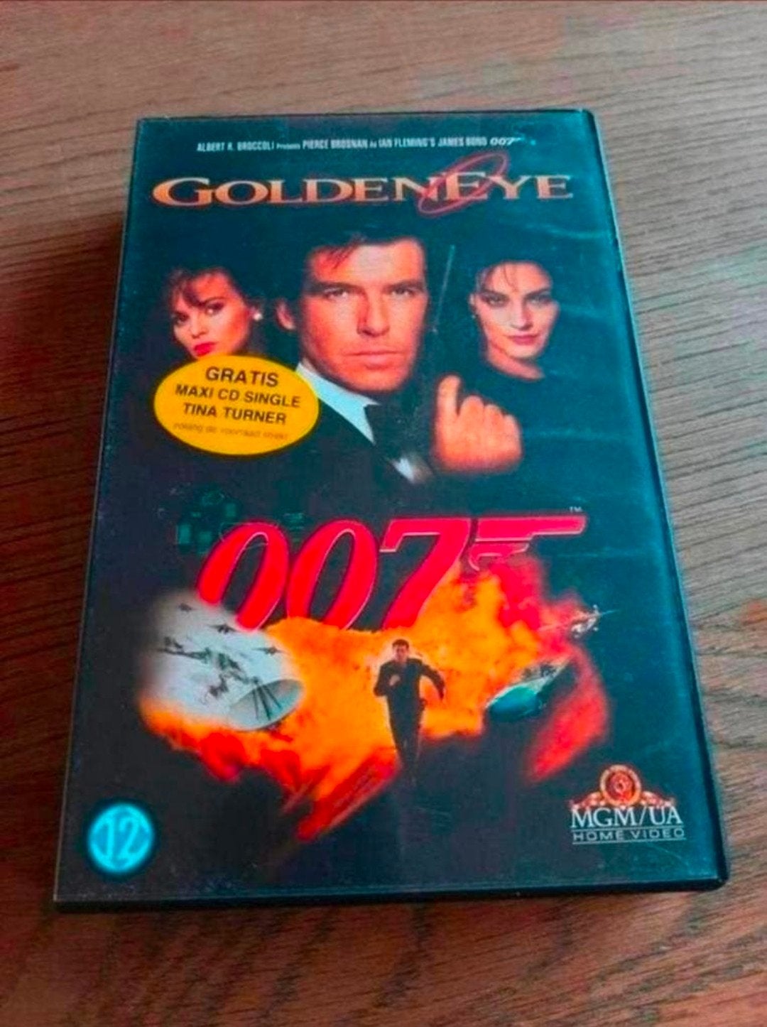 007 James Bond GoldenEye videoband. Pierce Brosnan., Gebruikt, Ophalen of Verzenden, Actie en Avontuur, Vanaf 12 jaar