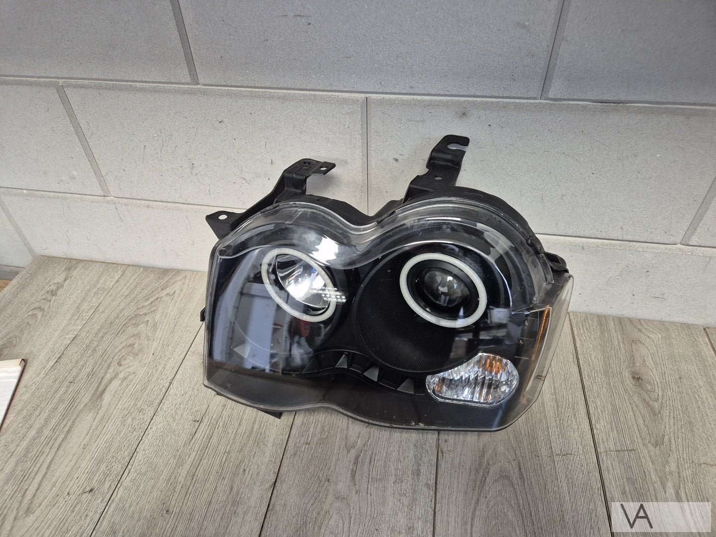 Jeep Grand Cherokee 2005 - 2012 koplamp links SONAR €50, Jeep, Gebruikt, -, -