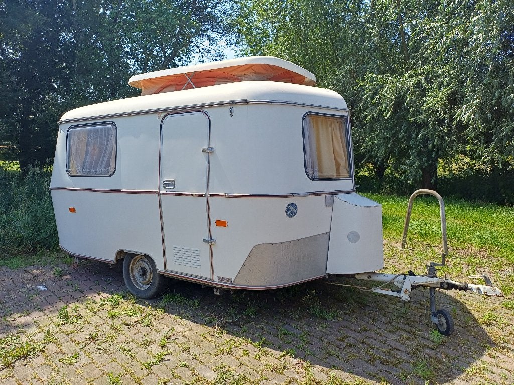 Eriba Pan. Caravan uit 1974, Koelkast, Standaardzit, Tot en met 3, Particulier