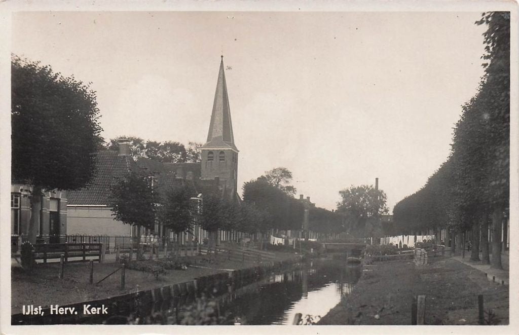 703-203-025 Ijlst Herv Kerk, Verzenden, Voor 1920, Friesland