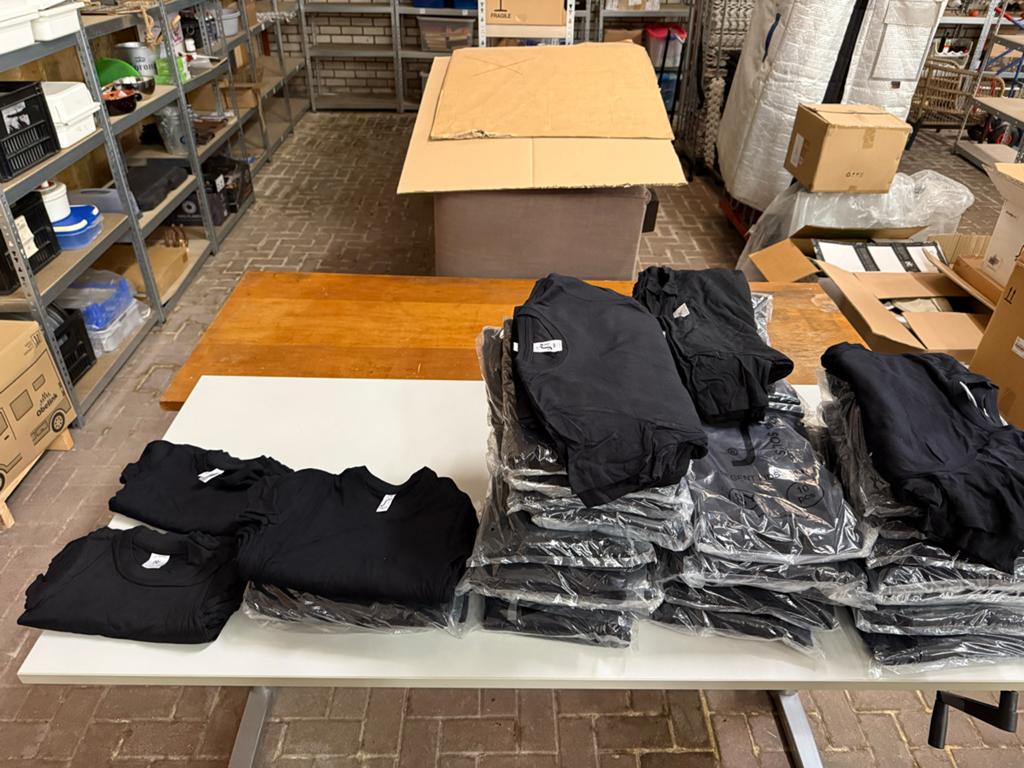 Partij Zwarte Sols Regent / B&C Exact Kids T-shirts, Ophalen of Verzenden, Nieuw, Zwart