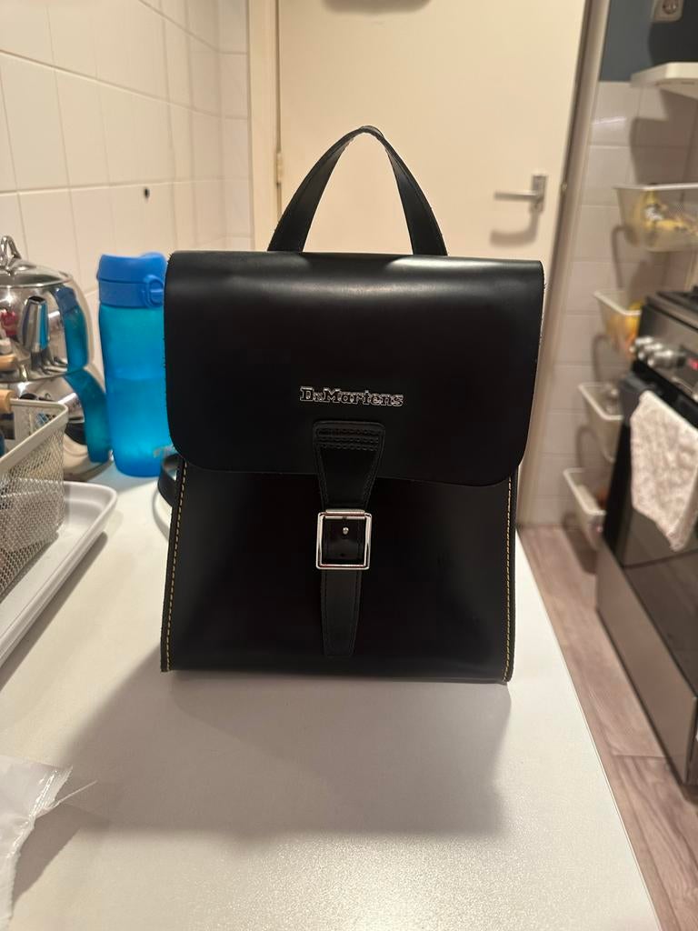Dr. Martens Leren Rugzak - Zwart, Overige merken, Minder dan 30 cm, Ophalen of Verzenden, Minder dan 25 cm